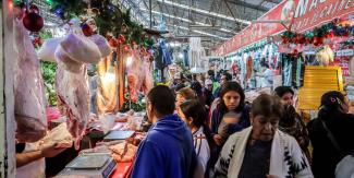 Hasta 1,300 pesos gastan familias poblanas para la cena de Navidad