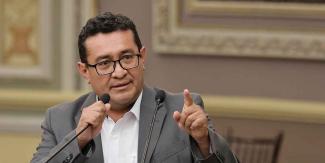 El diputado migrante en Puebla llegará por la vía plurinominal