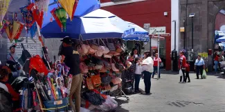 Desempleo en México se mantiene, pero crecen la informalidad y los empleos precarios: INEGI