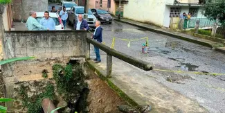Rehabilitarán puente dañado por las lluvias en Huauchinango