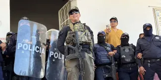 Relevan al marino en Seguridad de Acatlán y reacomodan al secretario municipal