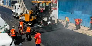 Sheinbaum destaca estrategia de Armenta Mier para pavimentación con maquinaria propia