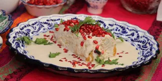 El Burladero inaugura temporada de Chiles en Nogada con ingredientes poblanos