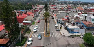 Entrega Pepe Chedraui rehabilitación vial en la Junta Auxiliar Ignacio Zaragoza, con el Tren Capitalino de Pavimentación
