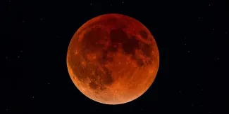 Así se vio el Eclipse de Sangre: la Luna Llena se pintó de rojo