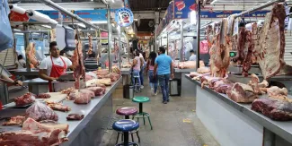 Las familias poblanas cada vez "la sufren más" para alimentarse