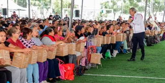 DIF Puebla entrega 7 mil 224 despensas en Ignacio Romero Vargas