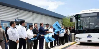 BUAP estrena 31 unidades y suma autobús eléctrico para CU2