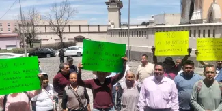 Tianguismanalco: exigen revisar relevo del alcalde por su hijo