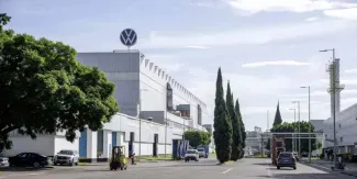 Se ponen difíciles y complejas las negociaciones salariales en VW a dos días de la huelga