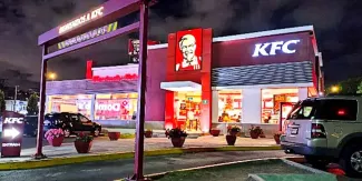 Bebé muere por presunta broncoaspiración en KFC de Plaza San Diego