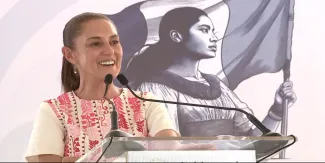 Claudia Sheinbaum enfrenta protestas y reclamos por desabasto de salud en Ciudad del Carmen