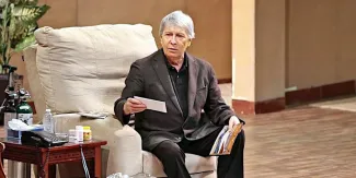 Juan Ferrara llega una vez más en Puebla con la obra “No te vayas sin decir adiós”