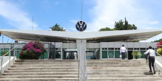 Canaco advierte impacto económico por posible huelga en Volkswagen Puebla