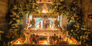 Tochimilco llevará su tradición de ofrendas al AICM en Día de Muertos 2026