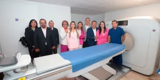 Pepe Chedraui entrega apoyos a mujeres con cáncer de mama gracias a la segunda carrera mujeres imparables