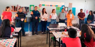 Policías de Huauchinango promueven una autoridad cercana, confiable y protectora a estudiantes