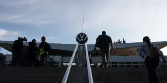 Empresarios llaman a voto consciente en consulta de Volkswagen
