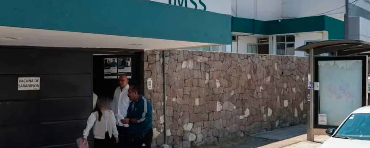 IMSS Puebla blinda 12 farmacias tras ola de robos