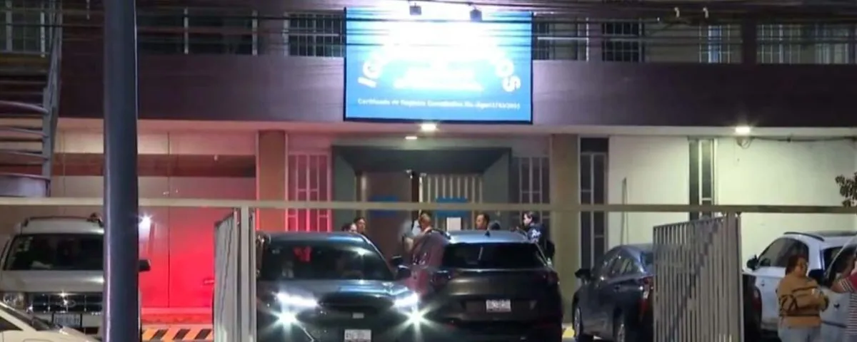 Comando armado irrumpe en centro religioso de Puebla y roba camioneta de lujo