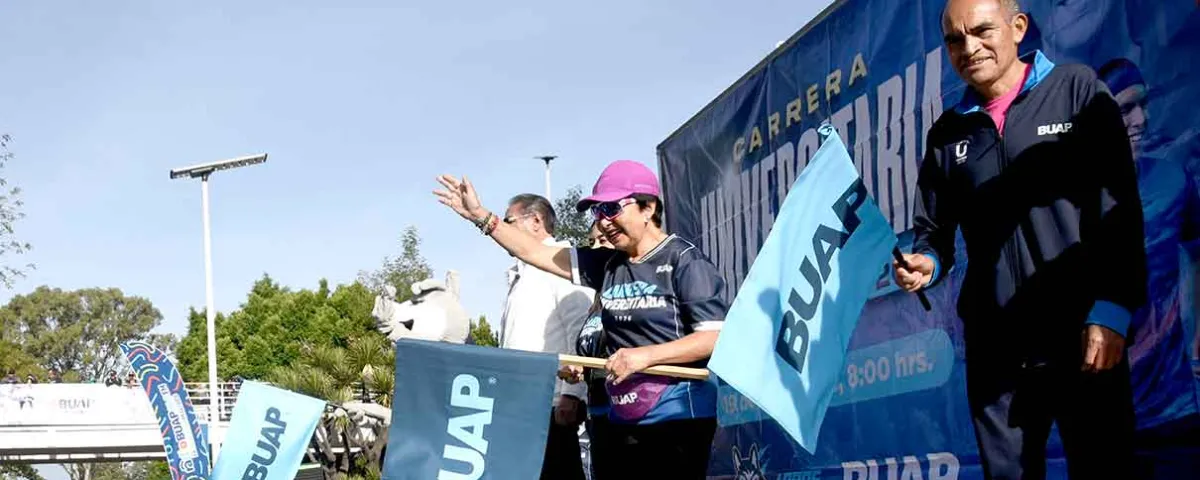 Lilia Cedillo encabeza Carrera Universitaria BUAP 2026 en CU