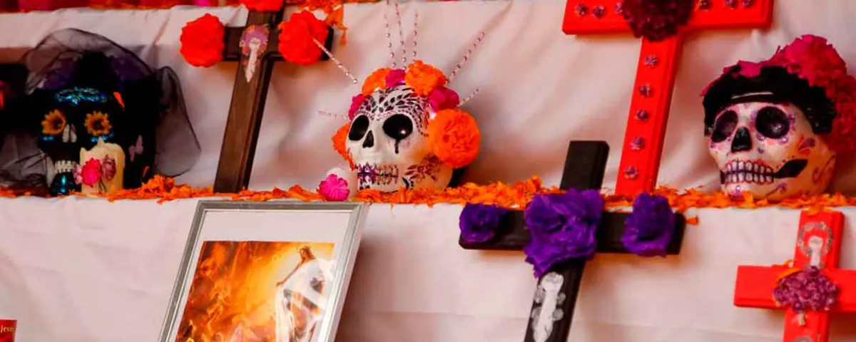 Ofrenda de Día de Muertos en Puebla costará 2,480 pesos en 2026