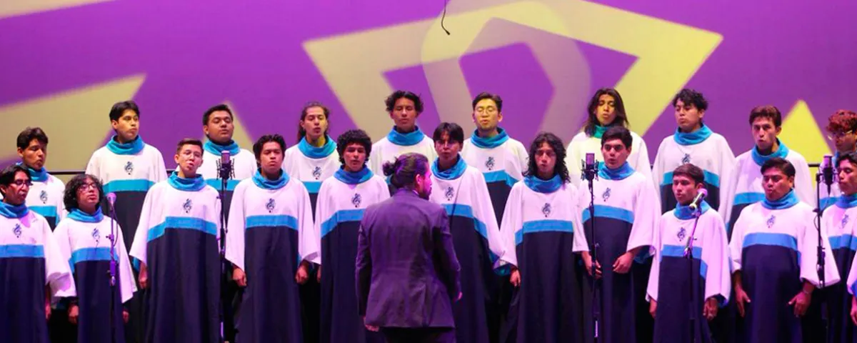Presente, Coro Universitario Lobos BUAP en el 25 Festival Coral Internacional de Medellín