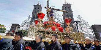 Miles de católicos en la Procesión del Silencio en Puebla