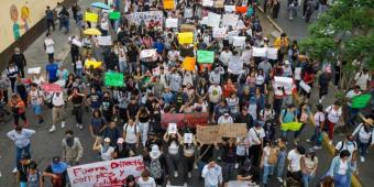 Con asamblea en el CCH Naucalpan exigen "Fuera 'porros' de la UNAM"