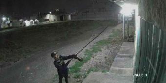 Pobladores de Texmelucan acechan a ladrón de videocámaras