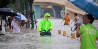 VIDEO. Lluvias intensas en China dejan 20 muertos y decenas de desaparecidos