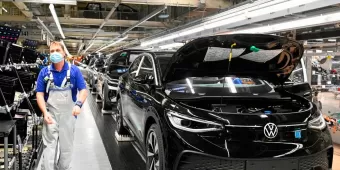 Lograron reinstalación los 10 trabajadores despedidos por Volkswagen