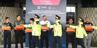 Elementos de la SSC y Protección Civil reciben uniformes nuevos