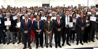 Rectora entrega 595 reconocimientos a personal académico y administrativo por años de servicio en la BUAP