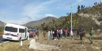 Dejan a su suerte a 46 migrantes en Azumbilla; caminaban por la Tehuacán-Orizaba