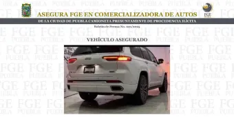 Le robaron su camioneta en Edomex y la vendían atrás de la Fiscalía de Puebla